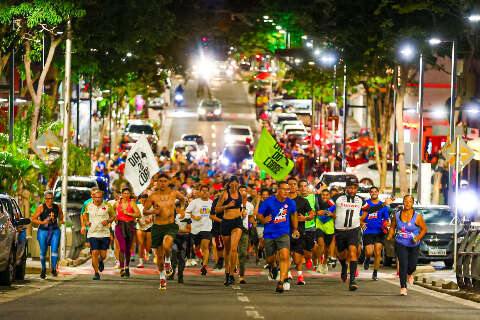 Corrida noturna vai movimentar e interditar ruas do Centro no dia 4