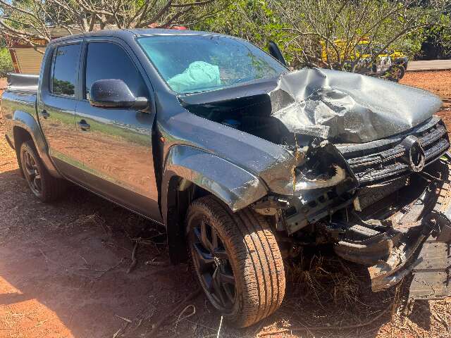 Batida traseira seguida de capotagem mata mulher e deixa 4 feridos 