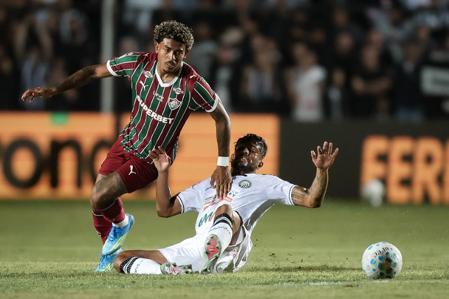 Athletico-PR e Fluminense empatam e adiam vaga na Copa do Brasil