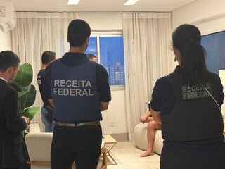 Opera&ccedil;&atilde;o contra fraudes na sa&uacute;de prende 2 advogados e mira ex-servidores