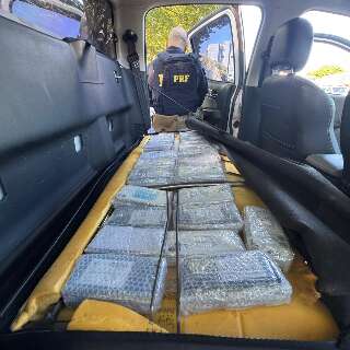 Sogro de advogado tamb&eacute;m &eacute; autuado por contrabando de 144 iPhones