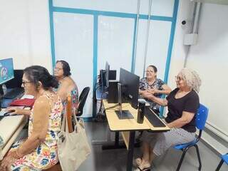 Mulheres idosas s&atilde;o as principais v&iacute;timas de golpistas em MS