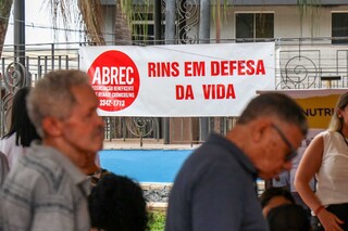 Com quase 1,9 mil na fila, Secretaria &eacute; cobrada por atendimento na urologia