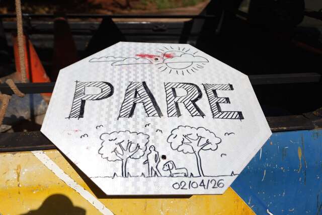 &ldquo;Pare&rdquo; desaparece, vira desenho e chama aten&ccedil;&atilde;o no Rita Vieira