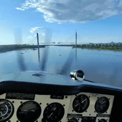 Pol&iacute;cia descarta uso de IA em v&iacute;deo de manobra de avi&atilde;o perto de ponte 