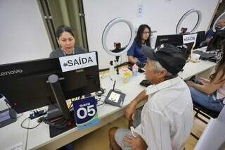 Antes do prazo final, eleitores "correm" para regularizar t&iacute;tulo em mutir&atilde;o