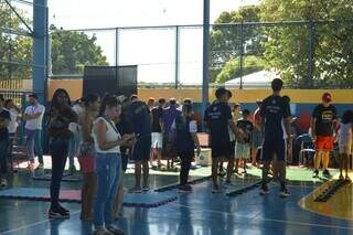 Mutir&atilde;o leva 300 servi&ccedil;os ao Anache e atrai p&uacute;blico at&eacute; de outra cidade