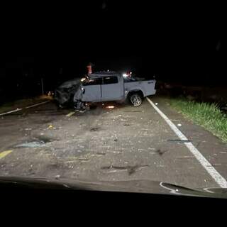 Colis&atilde;o entre moto e caminhonete mata ao menos 2 na MS-289