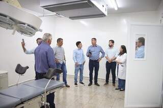 Riedel entrega obras em hospital, escola e anuncia R$ 1,7 milh&atilde;o em Guia Lopes