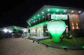 Sicredi amplia rede em Campo Grande com nova ag&ecirc;ncia Tr&ecirc;s Barras