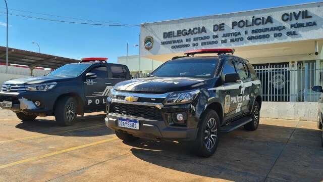 Homem &eacute; morto na frente de crian&ccedil;as e pol&iacute;cia apura liga&ccedil;&atilde;o com fac&ccedil;&otilde;es