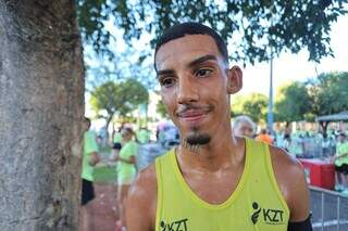 Bicampe&atilde;o dos 21 km, motoboy vence corrida de rua e fala em &ldquo;dever cumprido&rdquo;