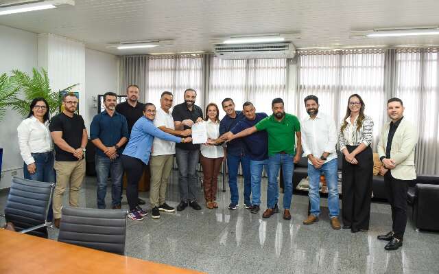 Prefeitura prorroga por mais 2 anos validade de concurso para professores 