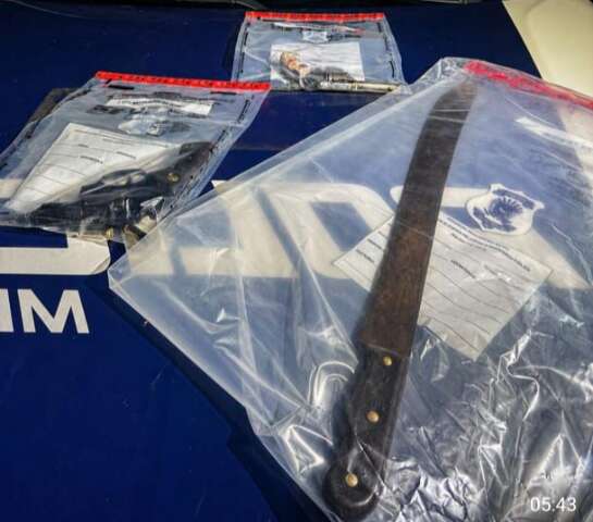 Tr&ecirc;s suspeitos de planejar ataque a fac&ccedil;&atilde;o rival morrem em abordagem policial