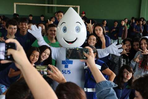 Escolas ter&atilde;o vacinas para estudantes a partir de 5 de maio em MS