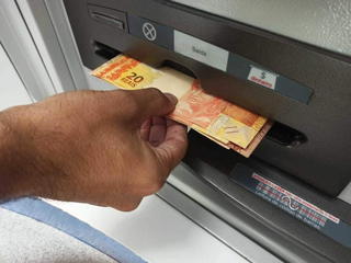 Banco Central aponta R$ 10,5 bilh&otilde;es esquecidos em contas inativas