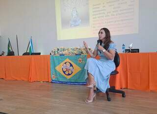 Falta de preparo dos pais aumenta riscos online para crian&ccedil;as, diz promotora