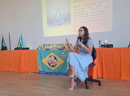 Falta de preparo dos pais aumenta riscos online para crian&ccedil;as, diz promotora