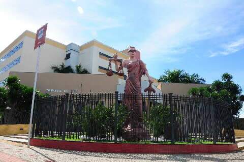 Loja deve indenizar cliente por danos morais ap&oacute;s acusa&ccedil;&atilde;o de n&atilde;o pagamento