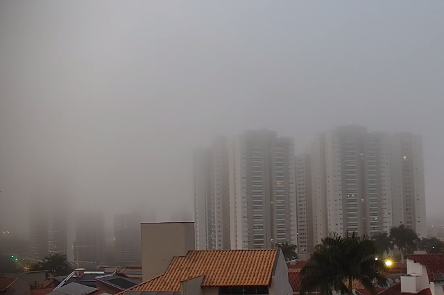 Primeiro frio do ano traz nevoeiro na Capital e m&iacute;nima de 12&deg;C no sul de MS