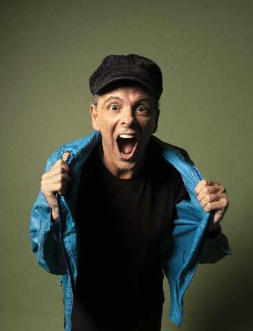 V&eacute;spera de feriado tem show de Rodrigo Santos, ex-Bar&atilde;o Vermelho