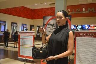 Campo-grandenses capricham no look para ver O Diabo Veste Prada 2