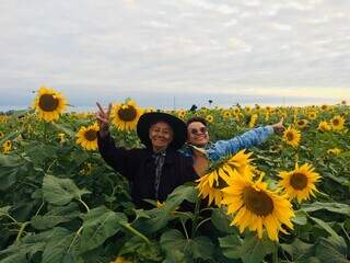 Eli reviveu jardim que era xod&oacute; da m&atilde;e e casa virou lugar dos sonhos