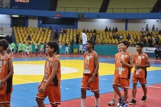 Rede municipal abre maior calend&aacute;rio esportivo estudantil com v&aacute;rias modalidades