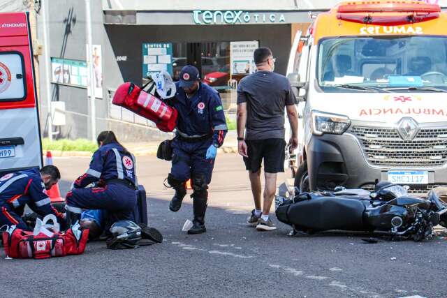 Motociclista morre horas ap&oacute;s acidente em cruzamento no Centro de Campo Grande