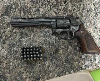 PF bloqueia R$ 4 milh&otilde;es em opera&ccedil;&atilde;o contra cl&atilde; familiar