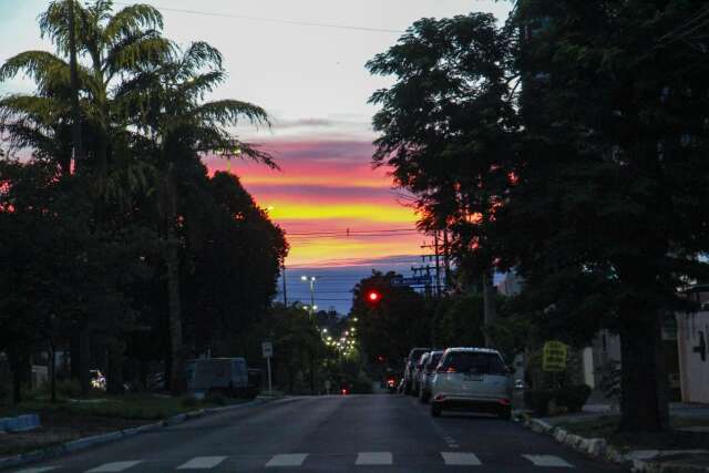 Sol aparece, mas instabilidade continua e mant&eacute;m risco de tempestades em MS