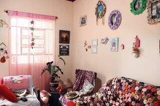 Eli reviveu jardim que era xod&oacute; da m&atilde;e e casa virou lugar dos sonhos