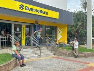 Servidores do Estado v&atilde;o passar o Dia do Trabalhador com sal&aacute;rio na conta