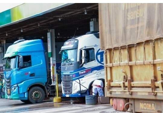 Detran identifica 2 mil fraudes em cadastro de caminhões sem vistoria