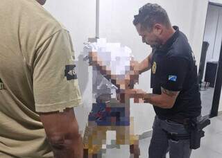 Jovem executado no "tribunal do crime" levou 32 facadas; 7 foram presos