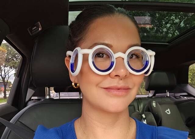 Acess&oacute;rio inusitado vira aposta de quem quer viajar sem enjoo