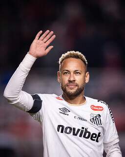 Neymar &eacute; poupado em cl&aacute;ssico e deve ser titular em partida na fronteira de MS