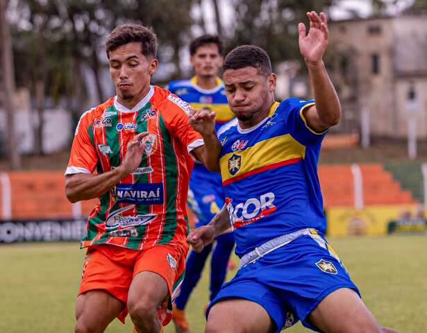 Tr&ecirc;s times brigam por duas vagas nas semifinais da seletiva para Copa SP