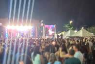 Pintor morre e rapaz fica em estado grave durante tiroteio em festival