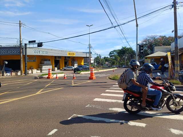 Trecho da Avenida Zahran &eacute; bloqueado para vel&oacute;rio de fundador de emissora