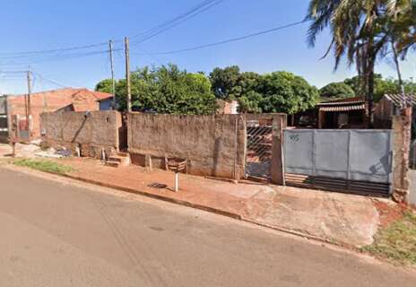 Homem &eacute; morto a pedrada ap&oacute;s confus&atilde;o envolvendo crian&ccedil;a de 2 anos 