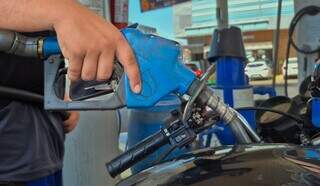 Gasolina fica mais cara e consumo cresce em MS enquanto etanol recua