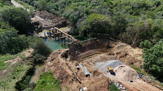 Ponte sobre o Rio Perdido entra em fase de concretagem