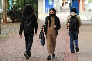 M&iacute;nimas podem chegar a 7&deg;C com avan&ccedil;o da frente fria nos pr&oacute;ximos dias