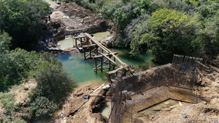 Ponte sobre o Rio Perdido entra em fase de concretagem
