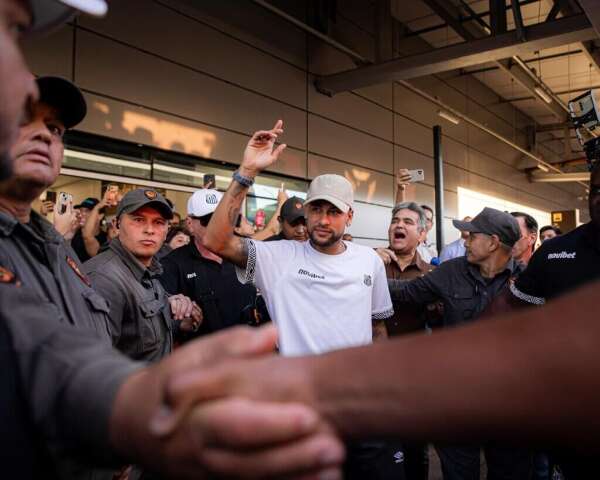 Com Neymar, Santos vai &agrave; fronteira de MS buscar 1&ordf; vit&oacute;ria na Sul-Americana