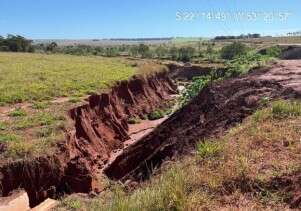 Agesul contrata obra de R$ 19 milh&otilde;es para conter eros&atilde;o em Nova Andradina