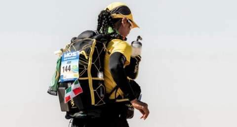 Atleta de MS encarou prova de 120 km em aventura extrema no deserto da &Aacute;frica