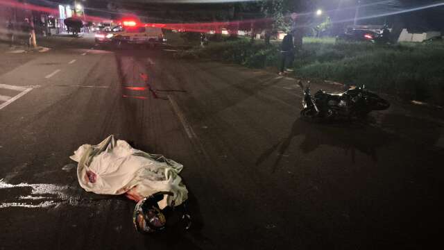 Motociclista morre atropelado por &ocirc;nibus na Avenida Gunter Hans