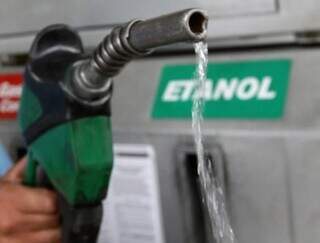 Governo estuda &ldquo;amargar&rdquo; etanol para frear consumo humano ilegal
